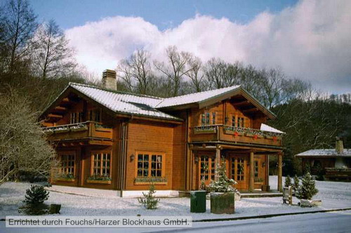 Schliessen von BlockhausVilla005.JPG