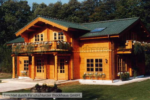 Schliessen von BlockhausVilla013.JPG