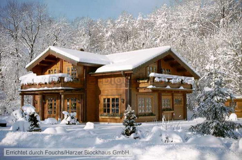 Schliessen von BlockhausVilla020.JPG