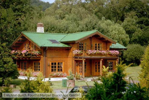 Schliessen von BlockhausVilla021.JPG